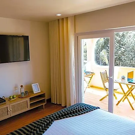 Bed and breakfast Moments 3*