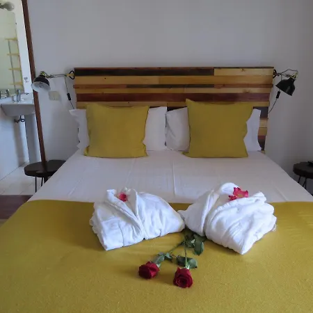 Bed & Breakfast Moments *
