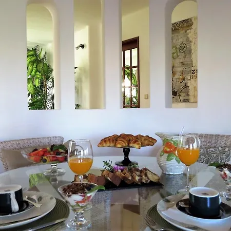 Bed & Breakfast Moments Portimao