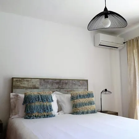 Bed & Breakfast Moments